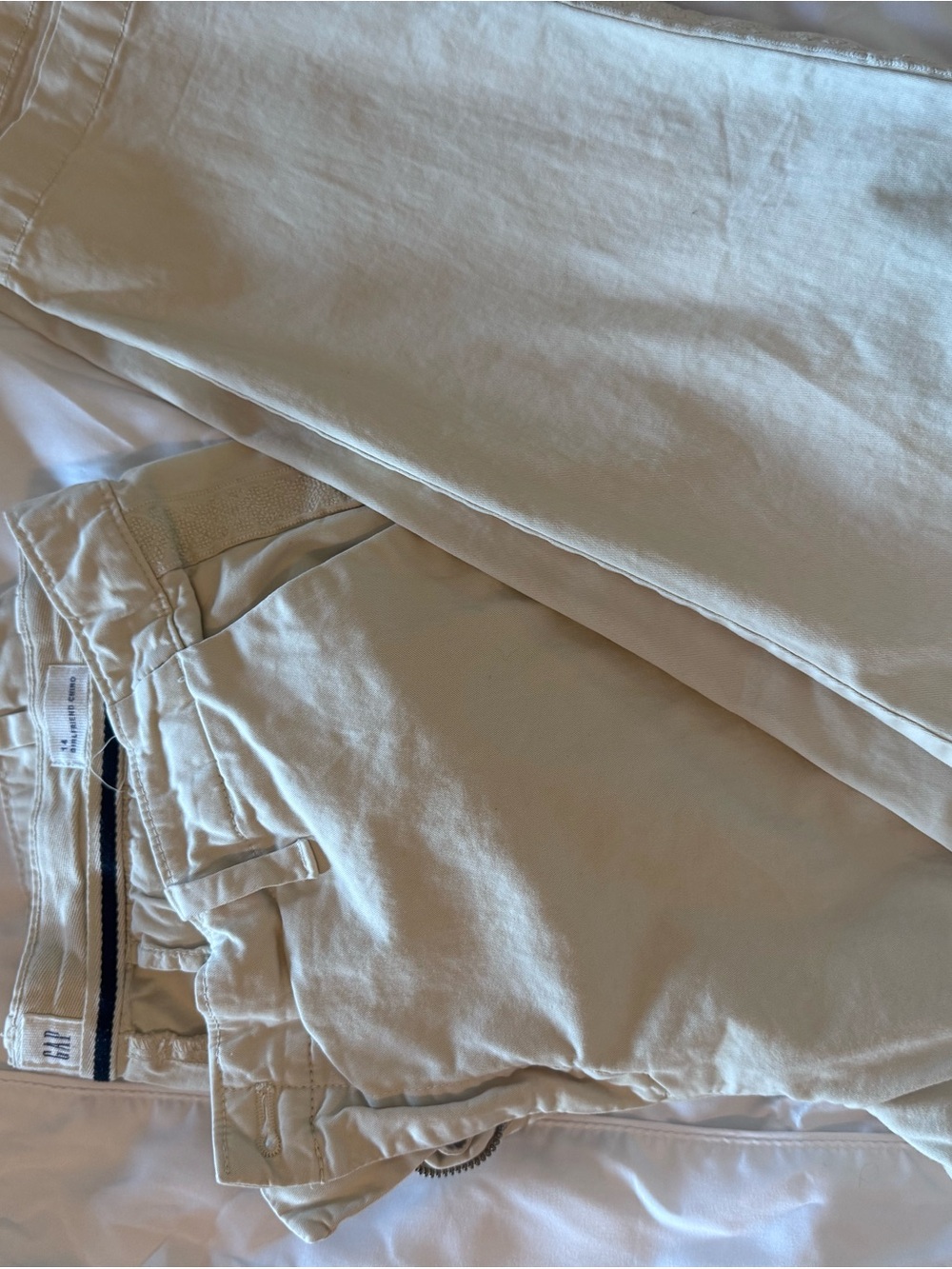 GAP Women's Cropped Pants in Light Beige